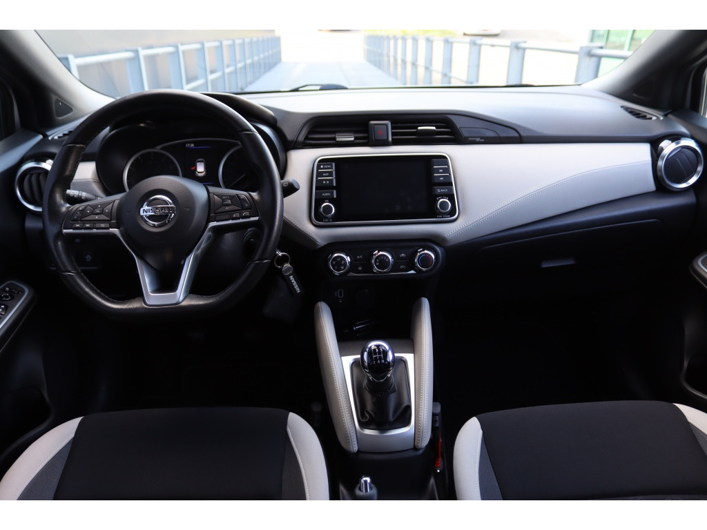 Nissan Nissan