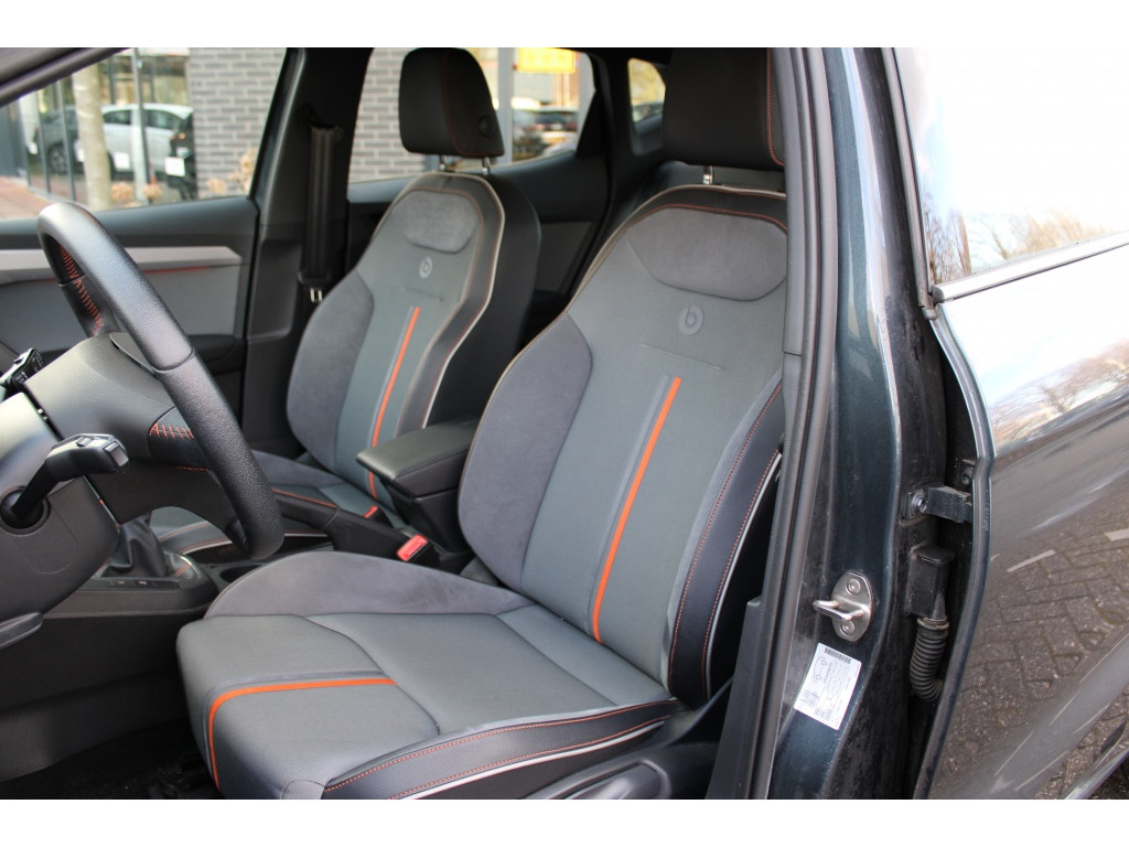 SEAT SEAT