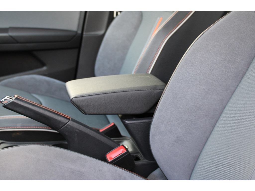 SEAT SEAT