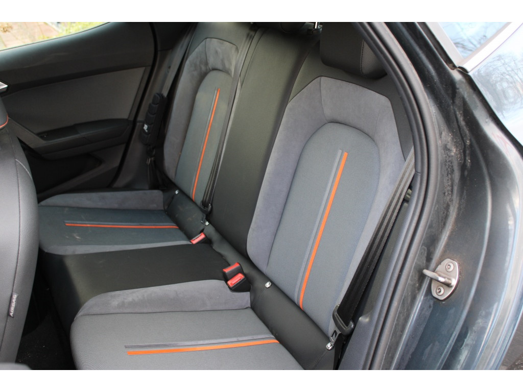 SEAT SEAT