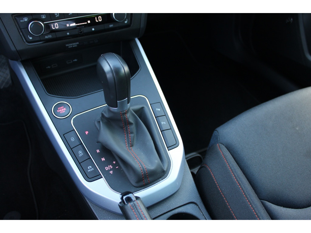 SEAT SEAT