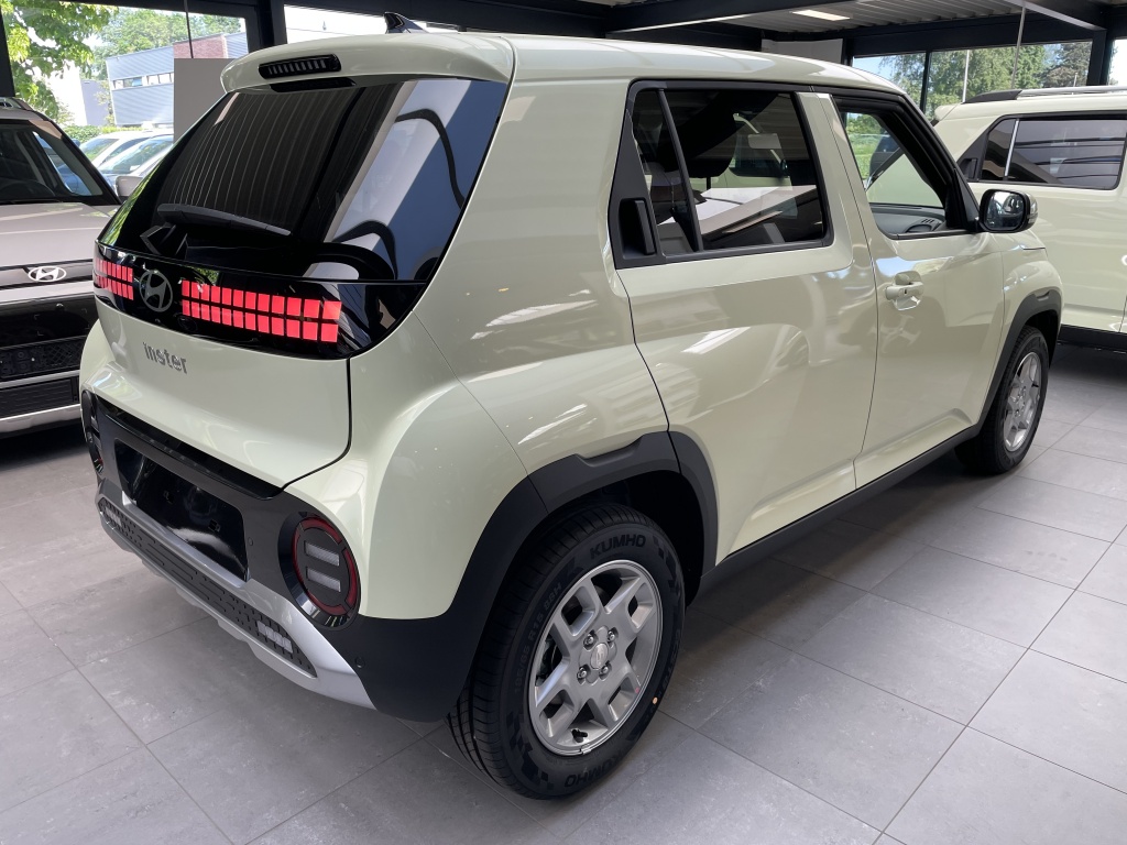 Hyundai Hyundai