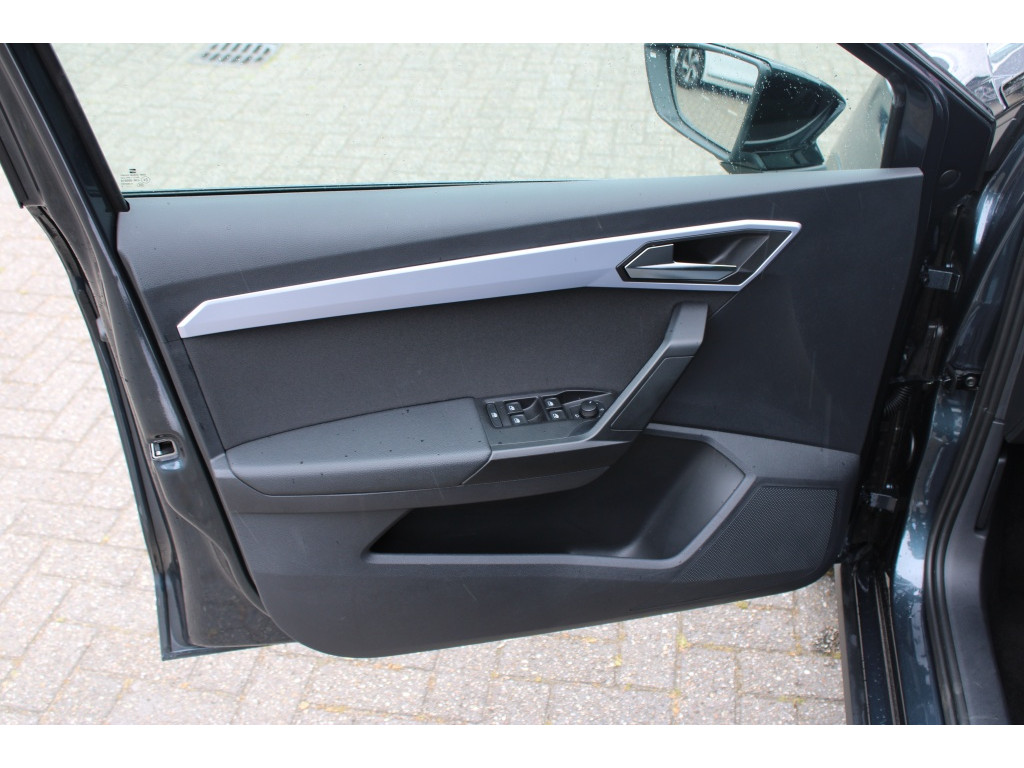 SEAT SEAT