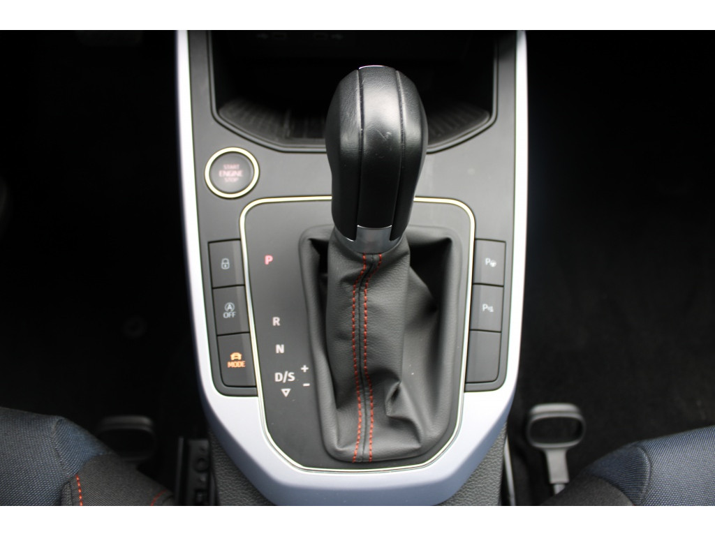 SEAT SEAT