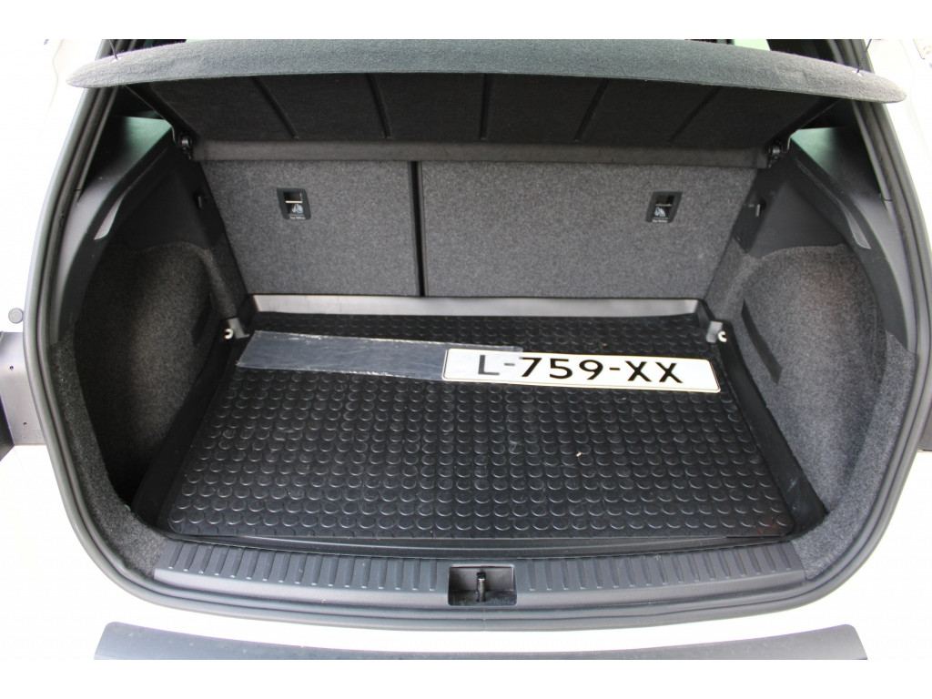 SEAT SEAT