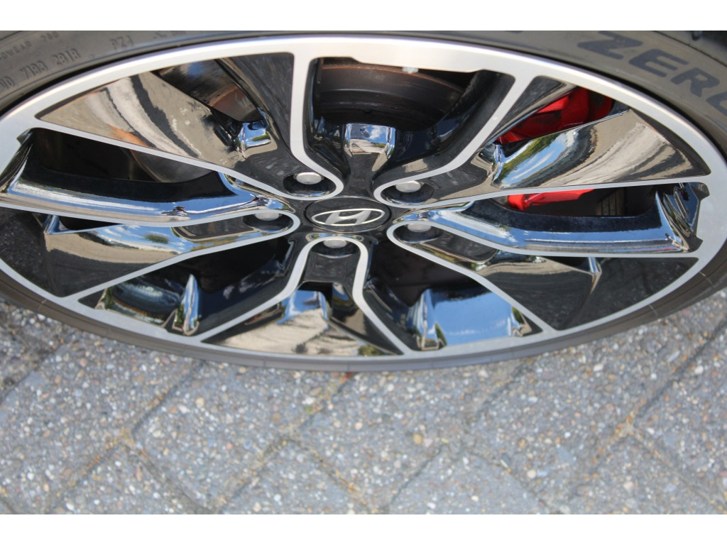 Hyundai Hyundai