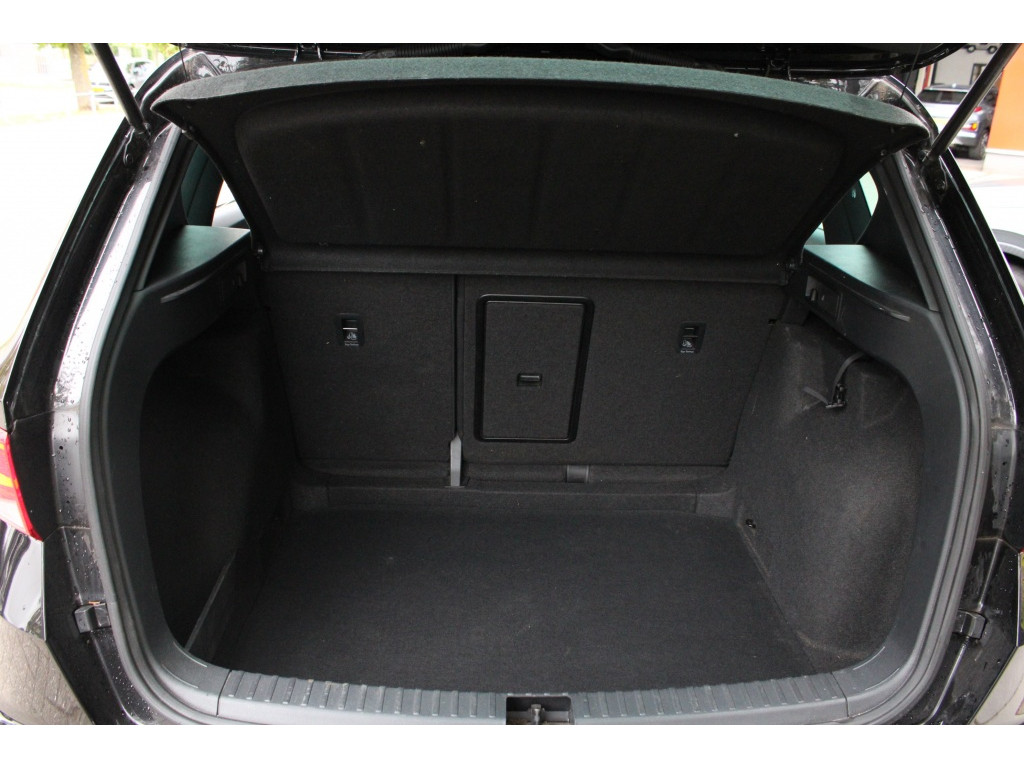 SEAT SEAT