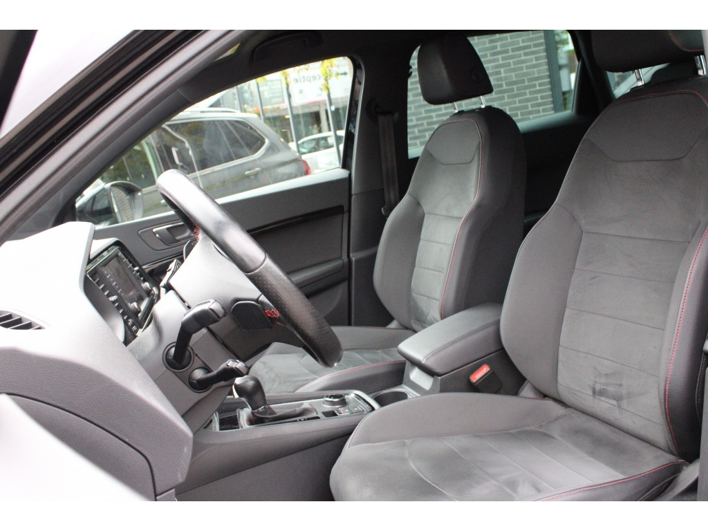 SEAT SEAT