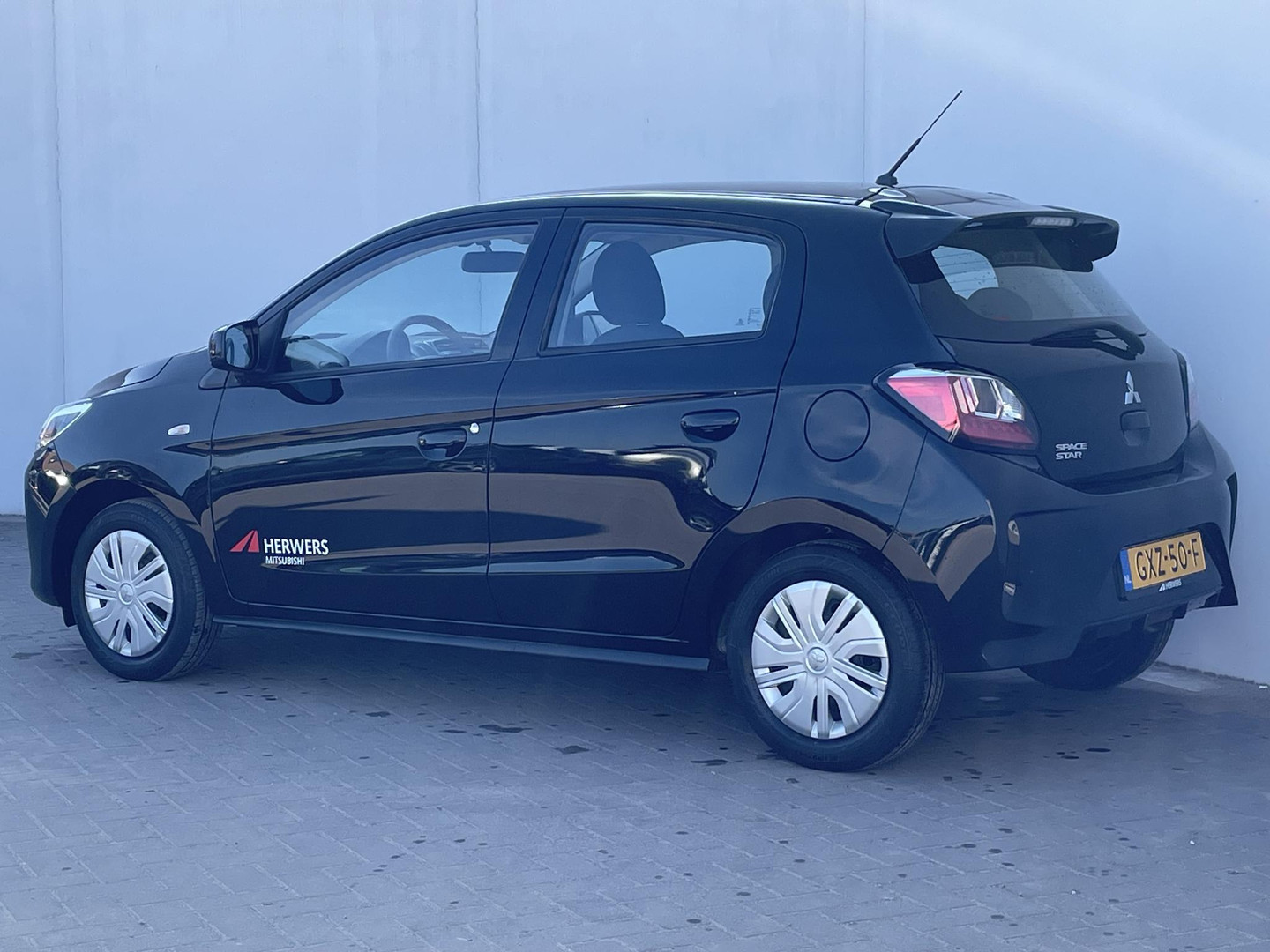 Mitsubishi Mitsubishi