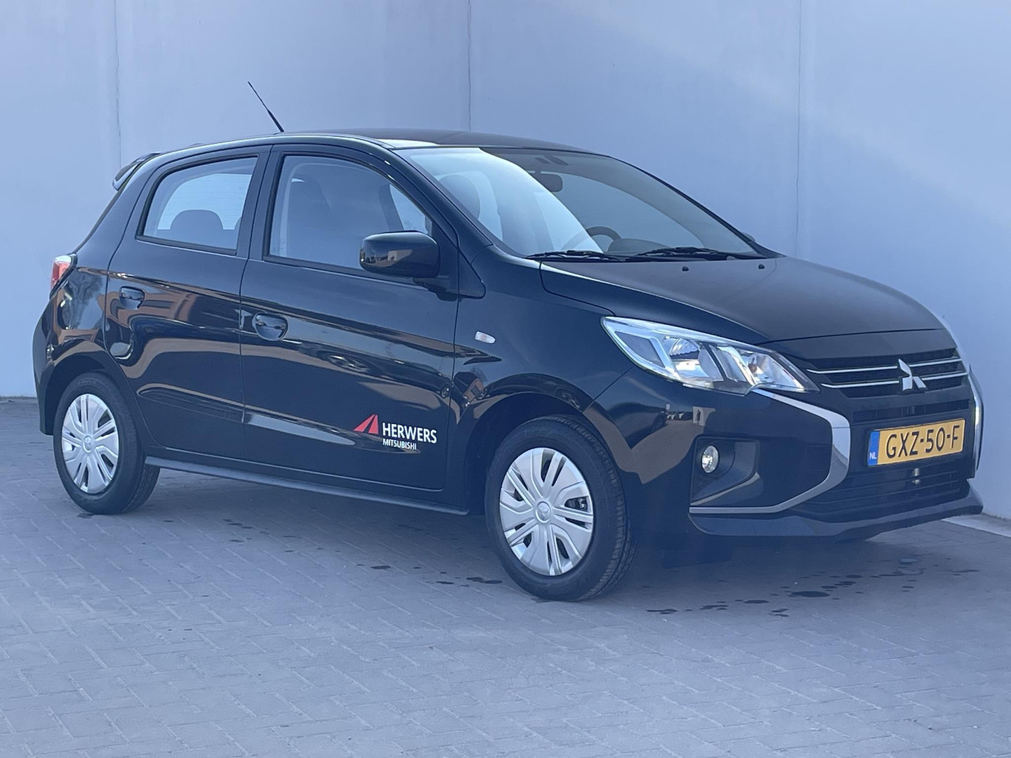 Mitsubishi Mitsubishi