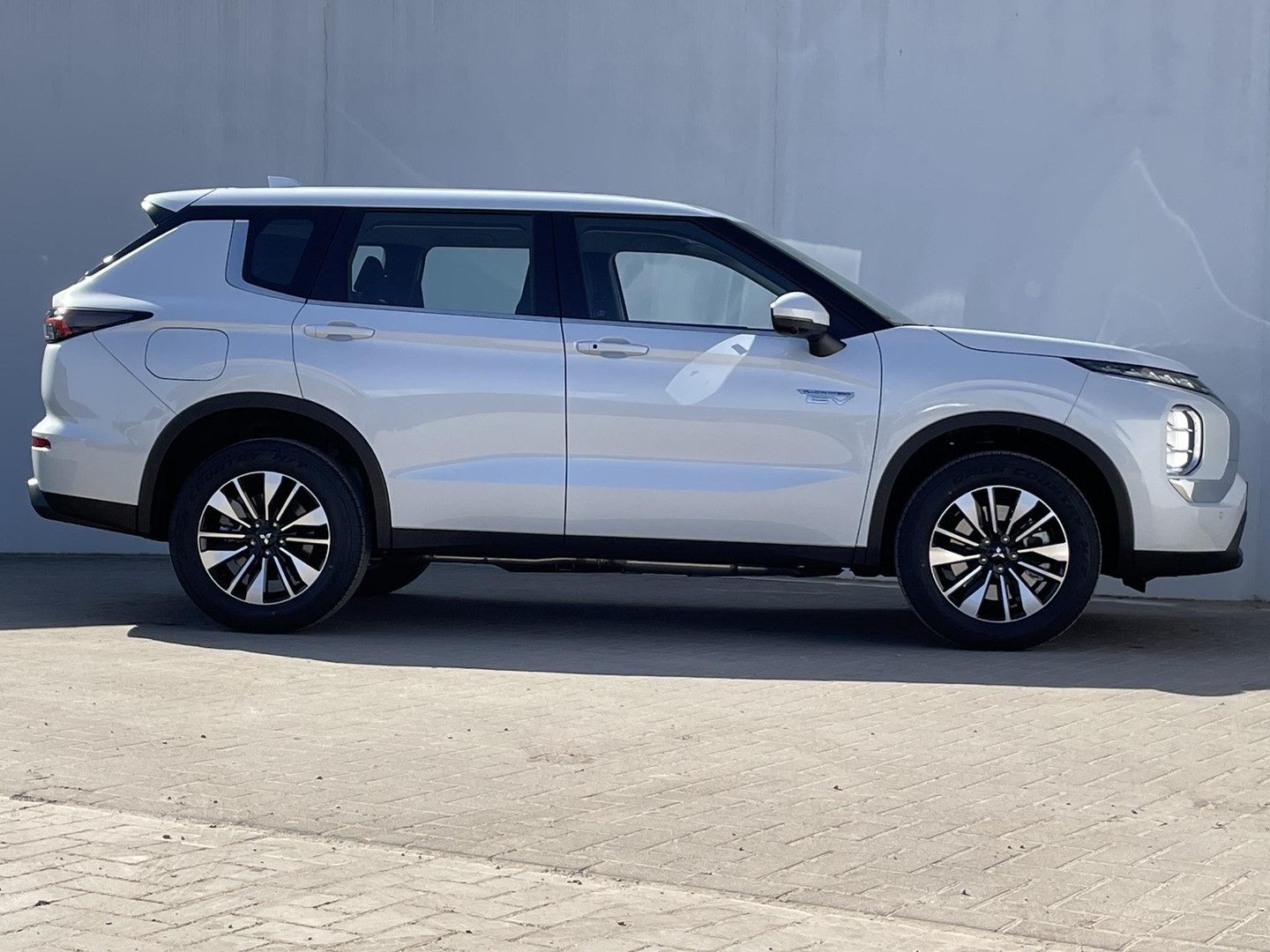 Mitsubishi Mitsubishi