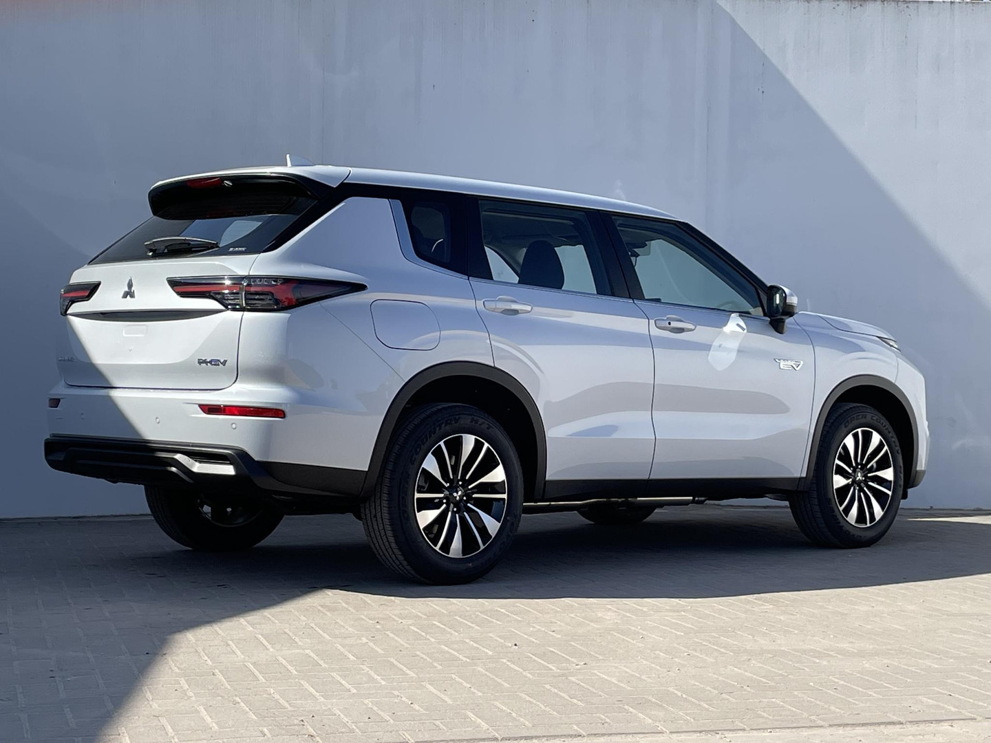 Mitsubishi Mitsubishi