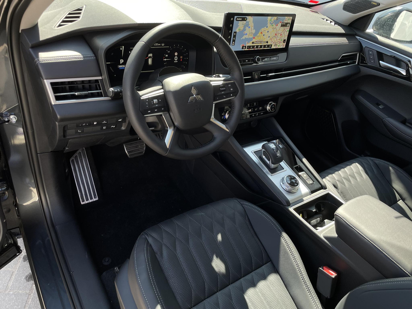 Mitsubishi Mitsubishi