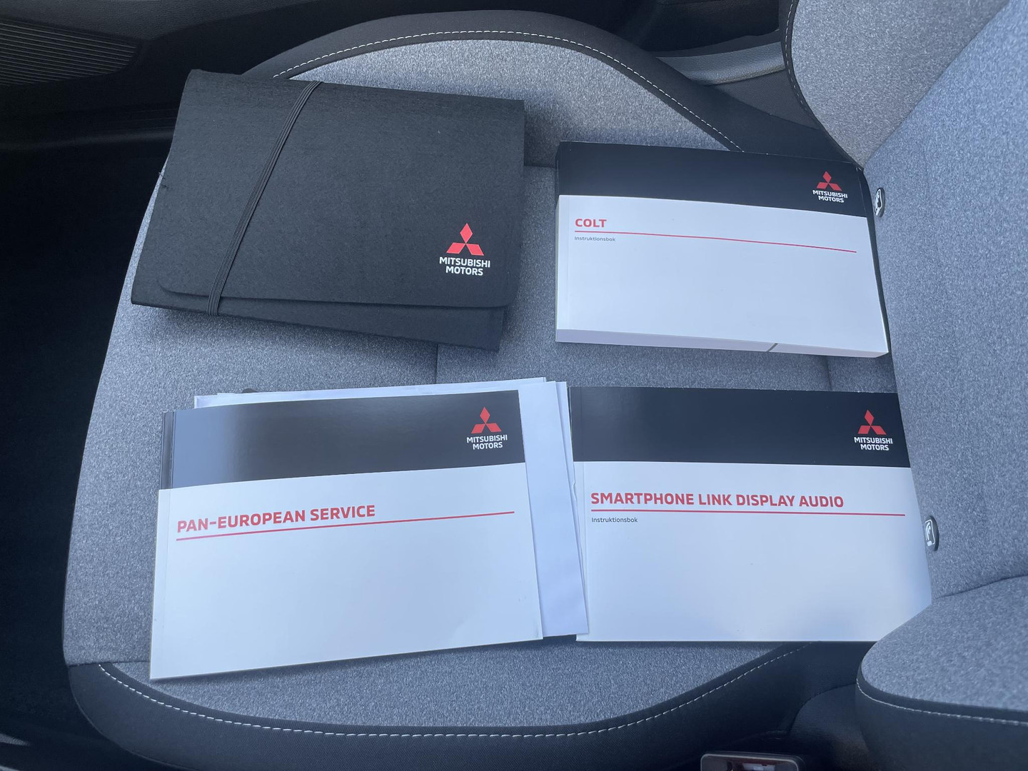 Mitsubishi Mitsubishi