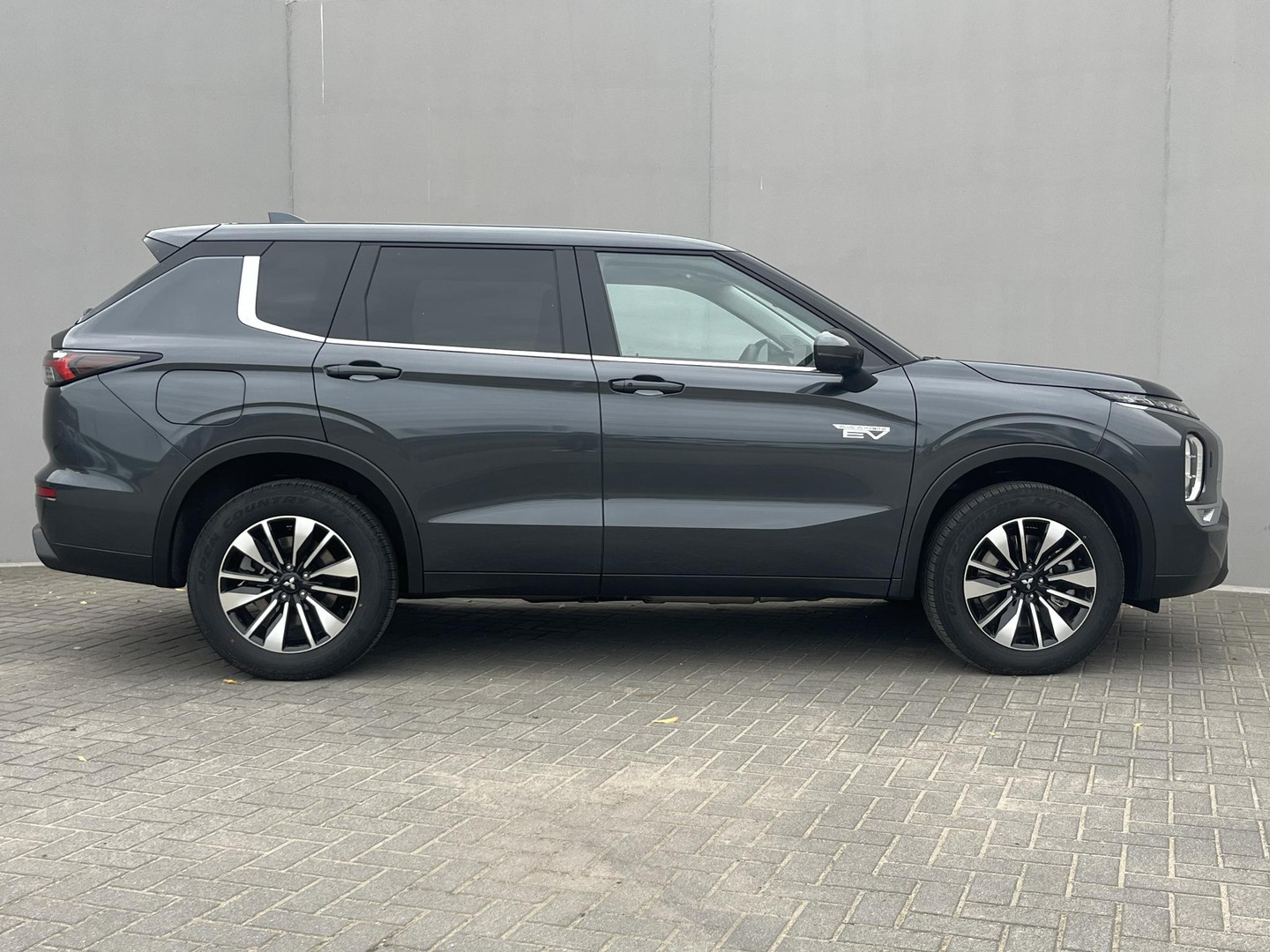 Mitsubishi Mitsubishi
