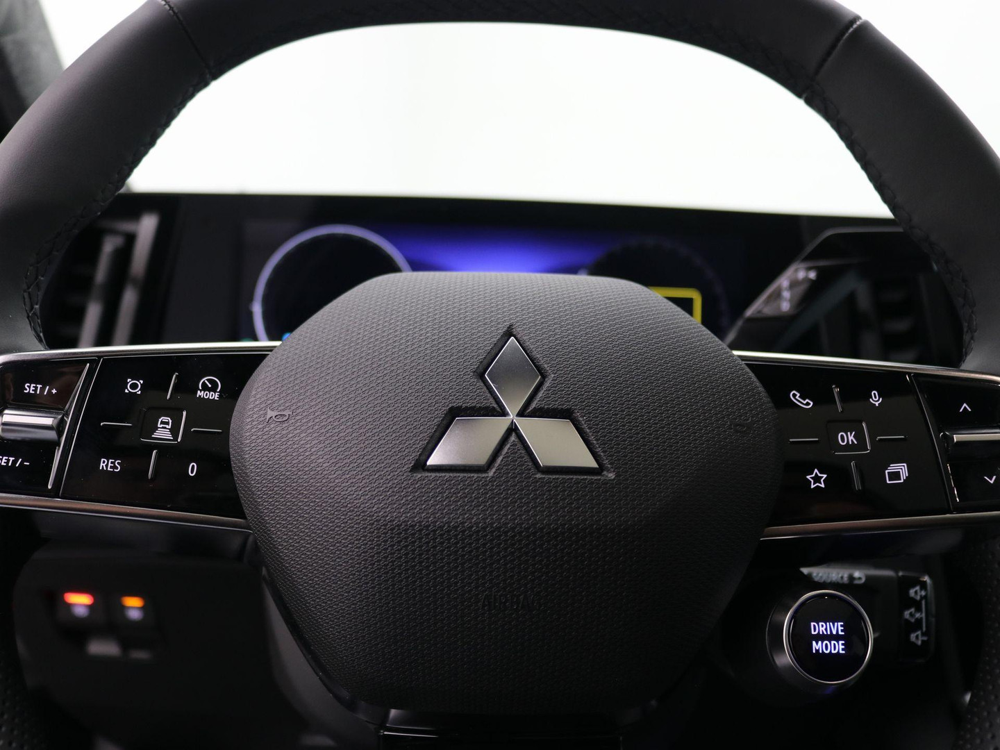 Mitsubishi Mitsubishi