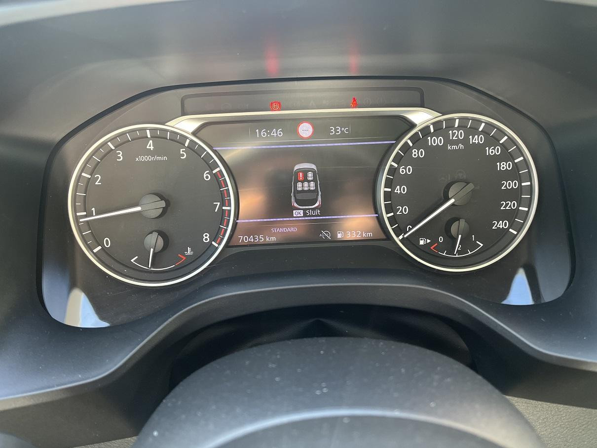 Nissan Nissan