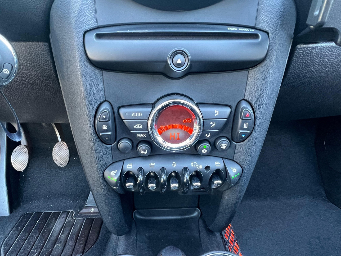 MINI MINI