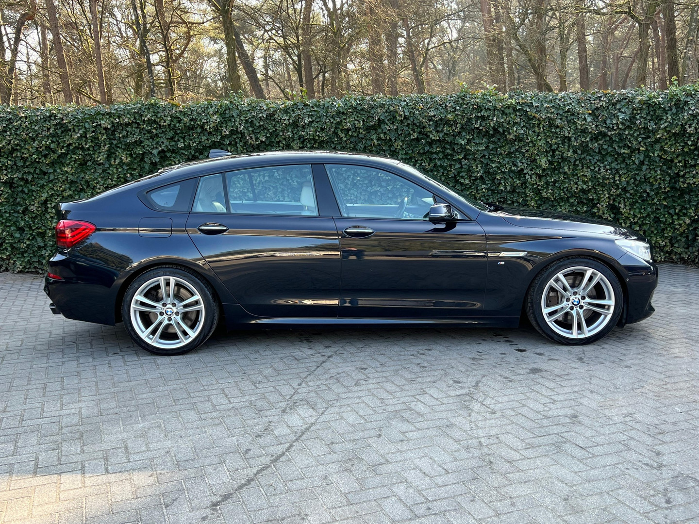 BMW BMW