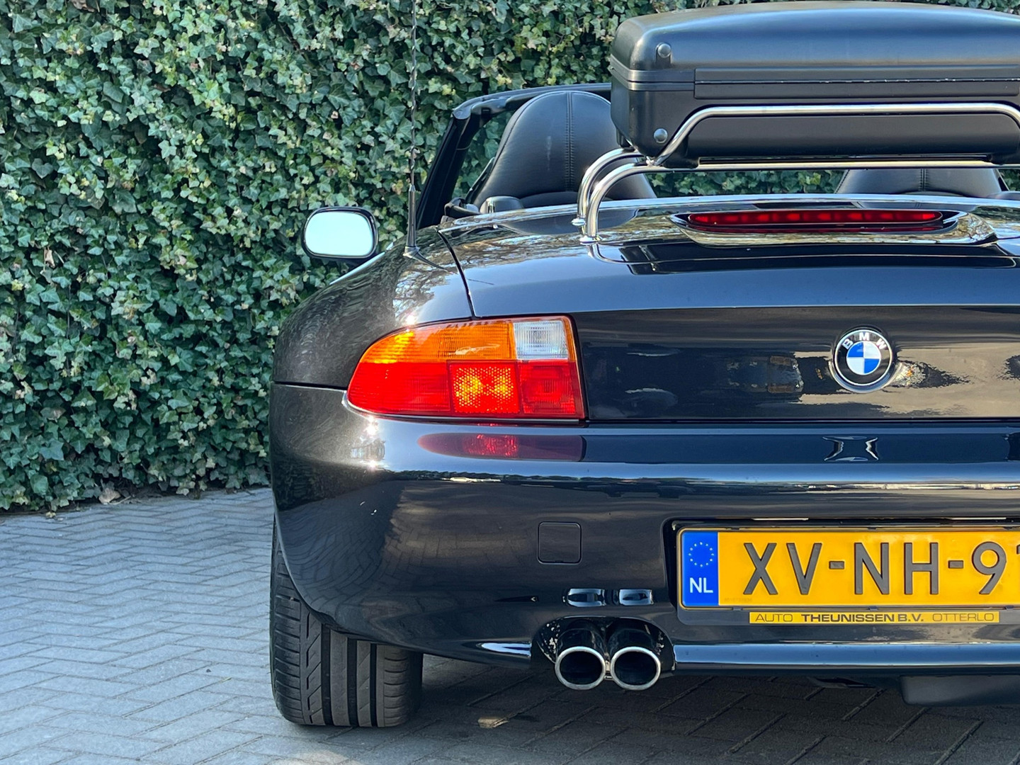 BMW