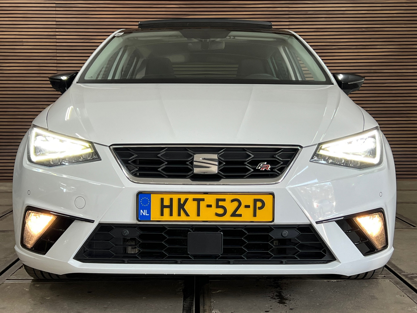 SEAT