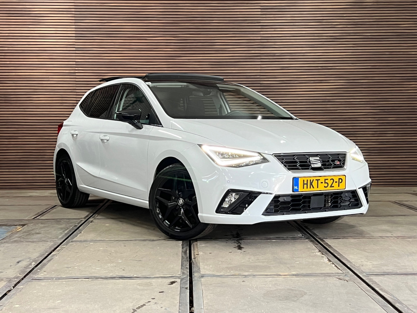 SEAT