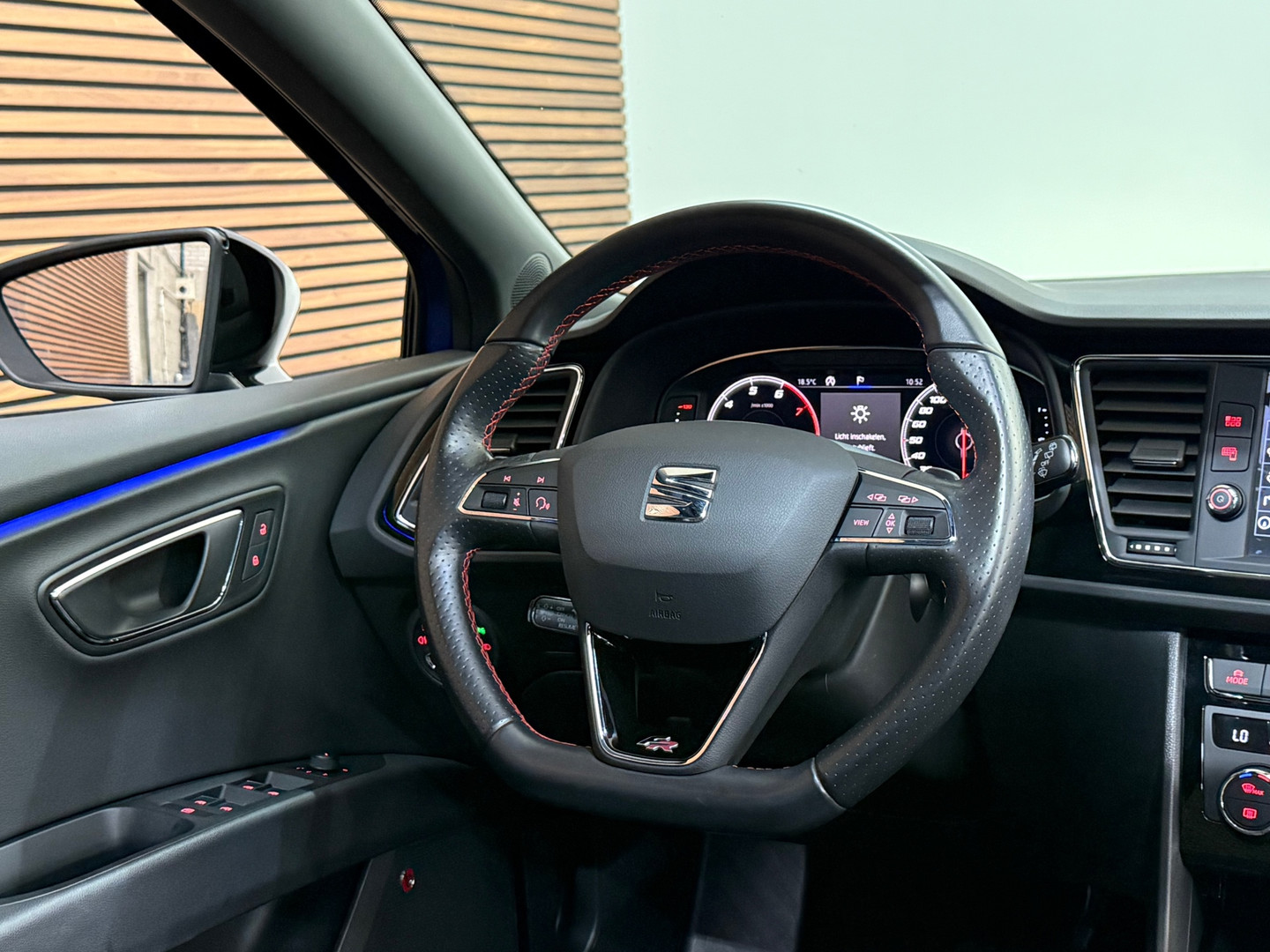 SEAT