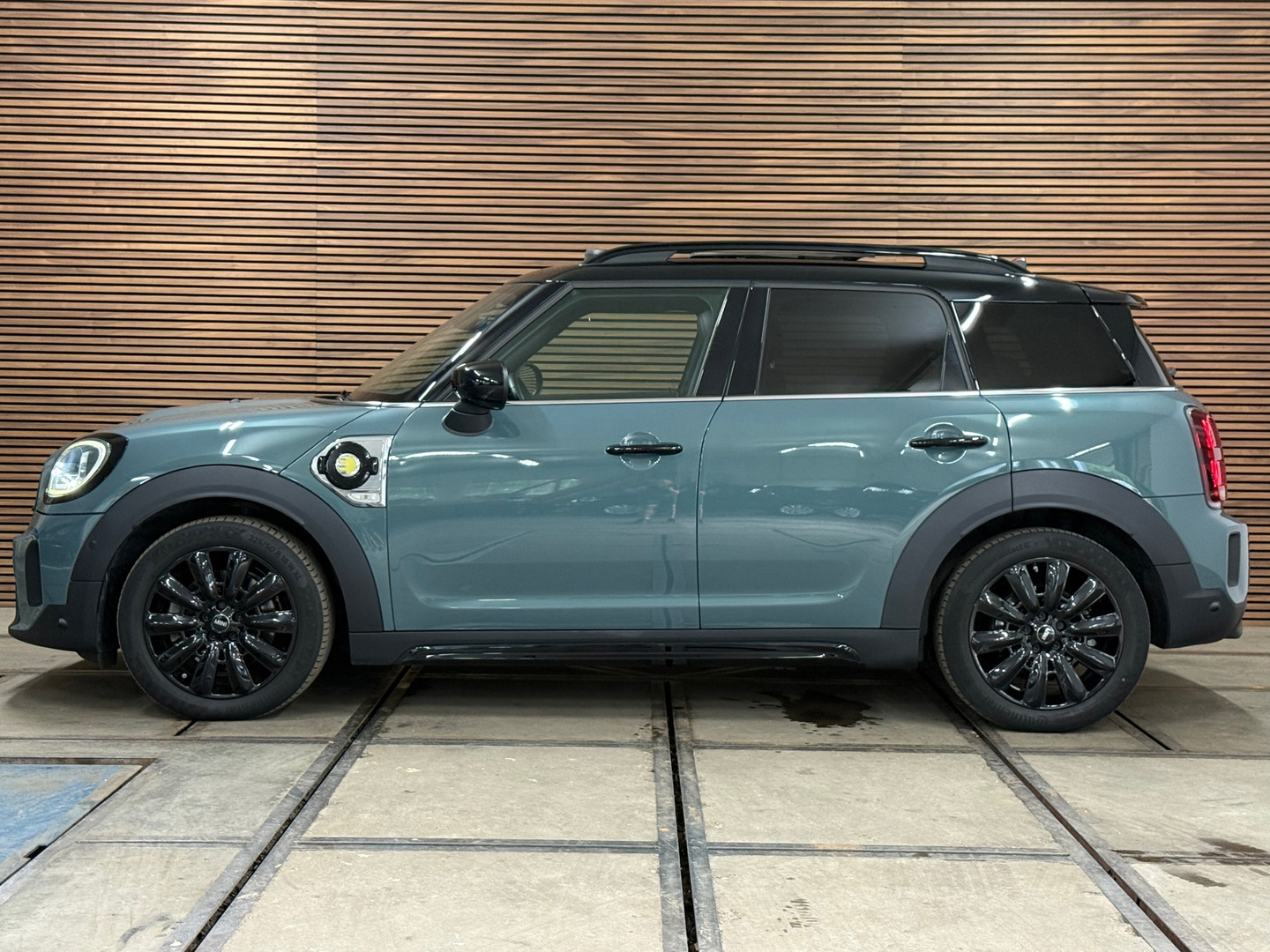 MINI