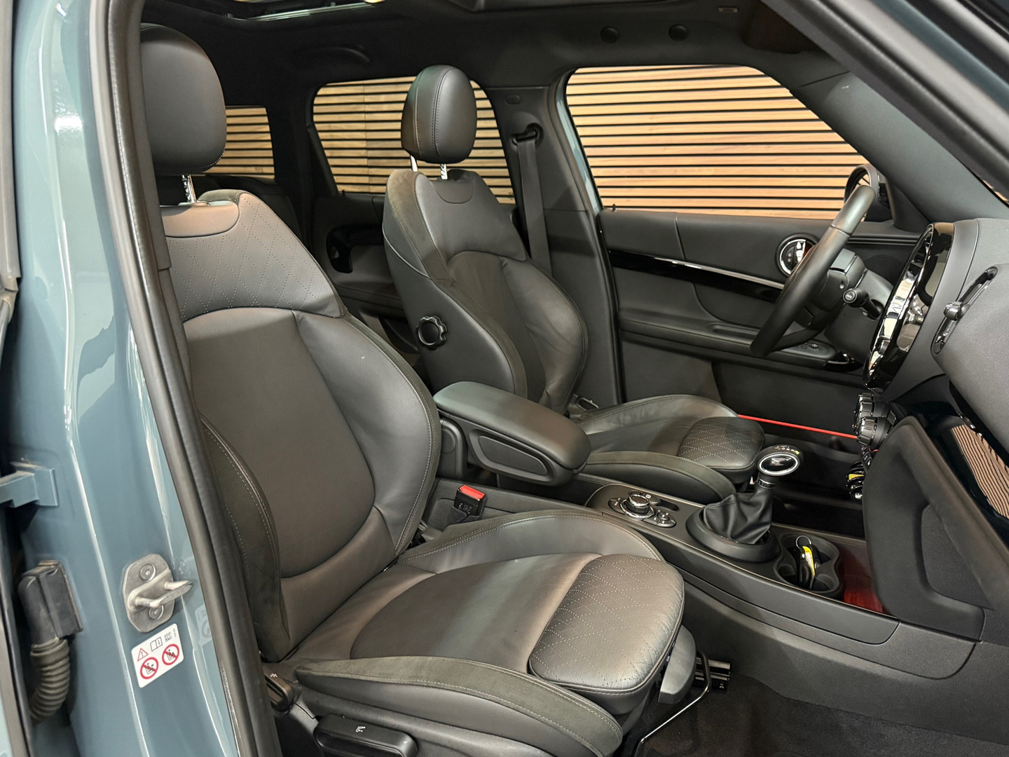MINI