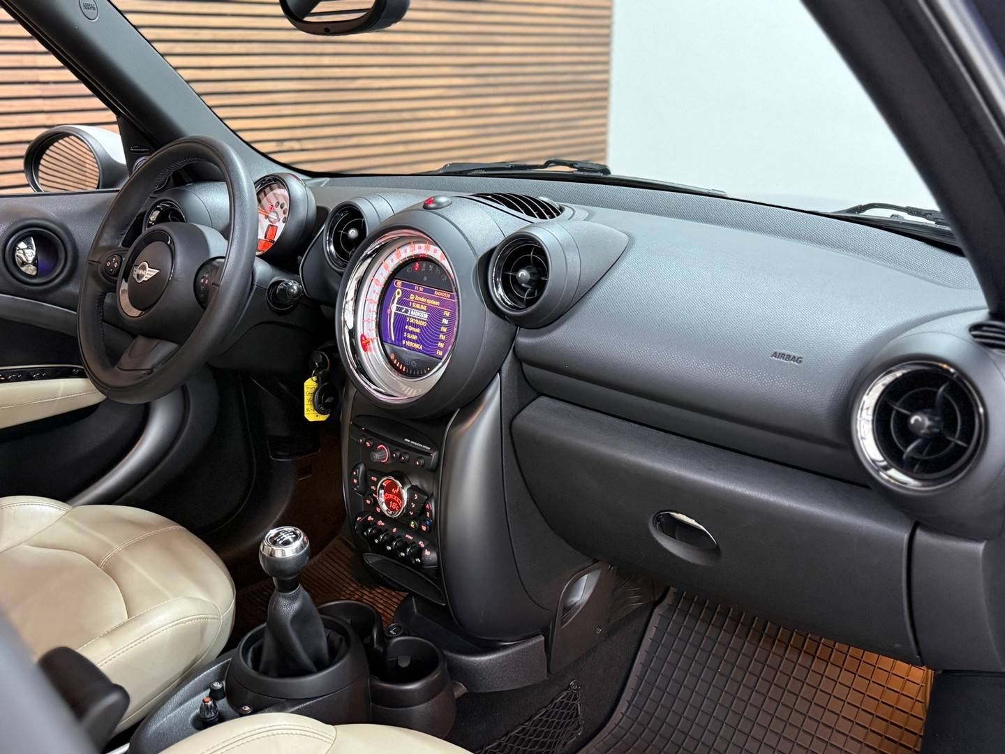 MINI