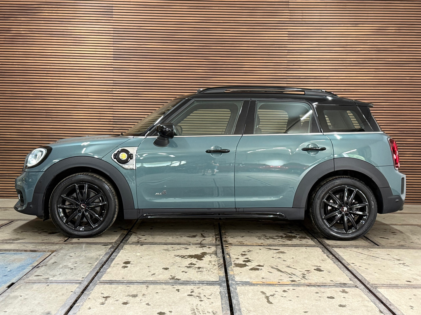 MINI