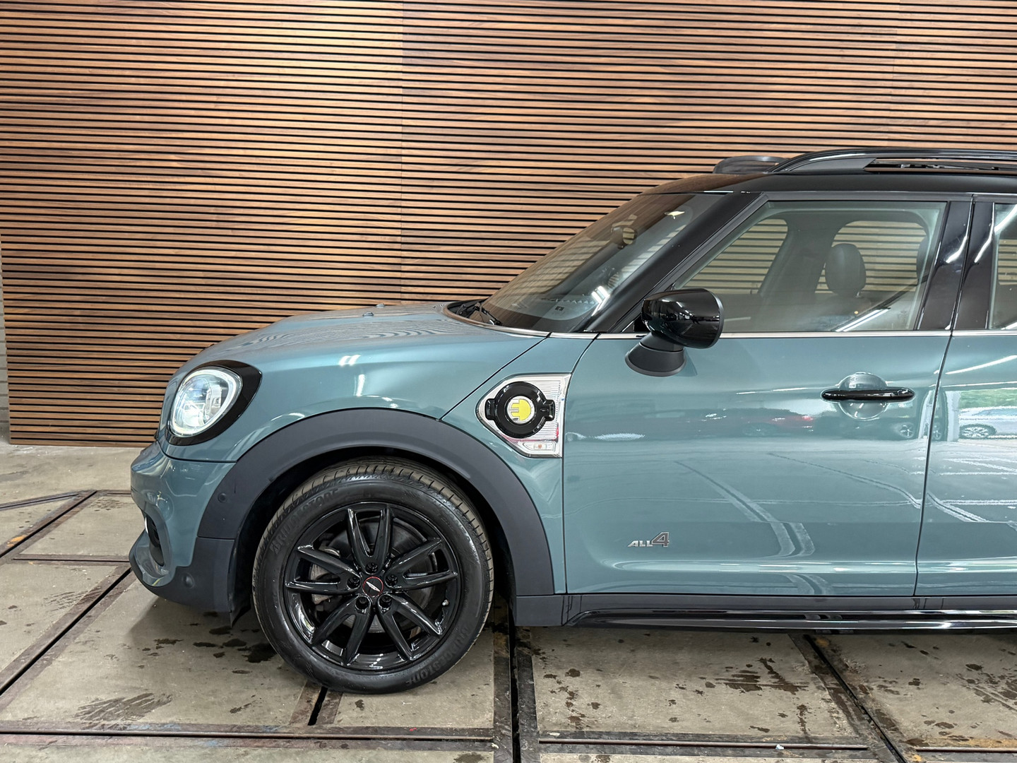 MINI