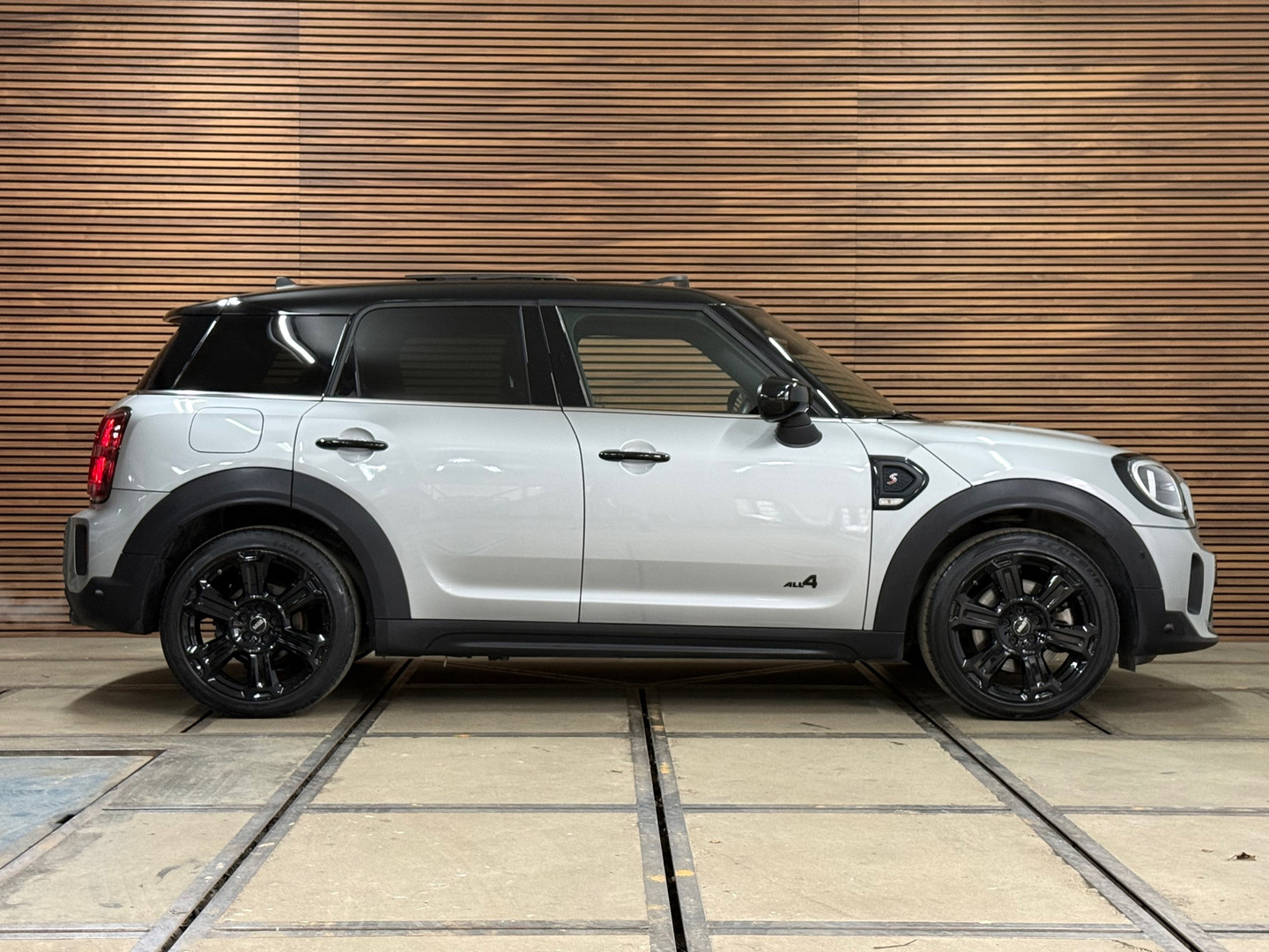 MINI