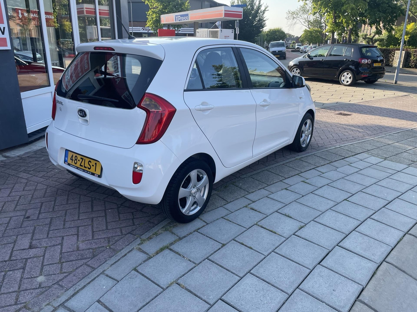 Kia