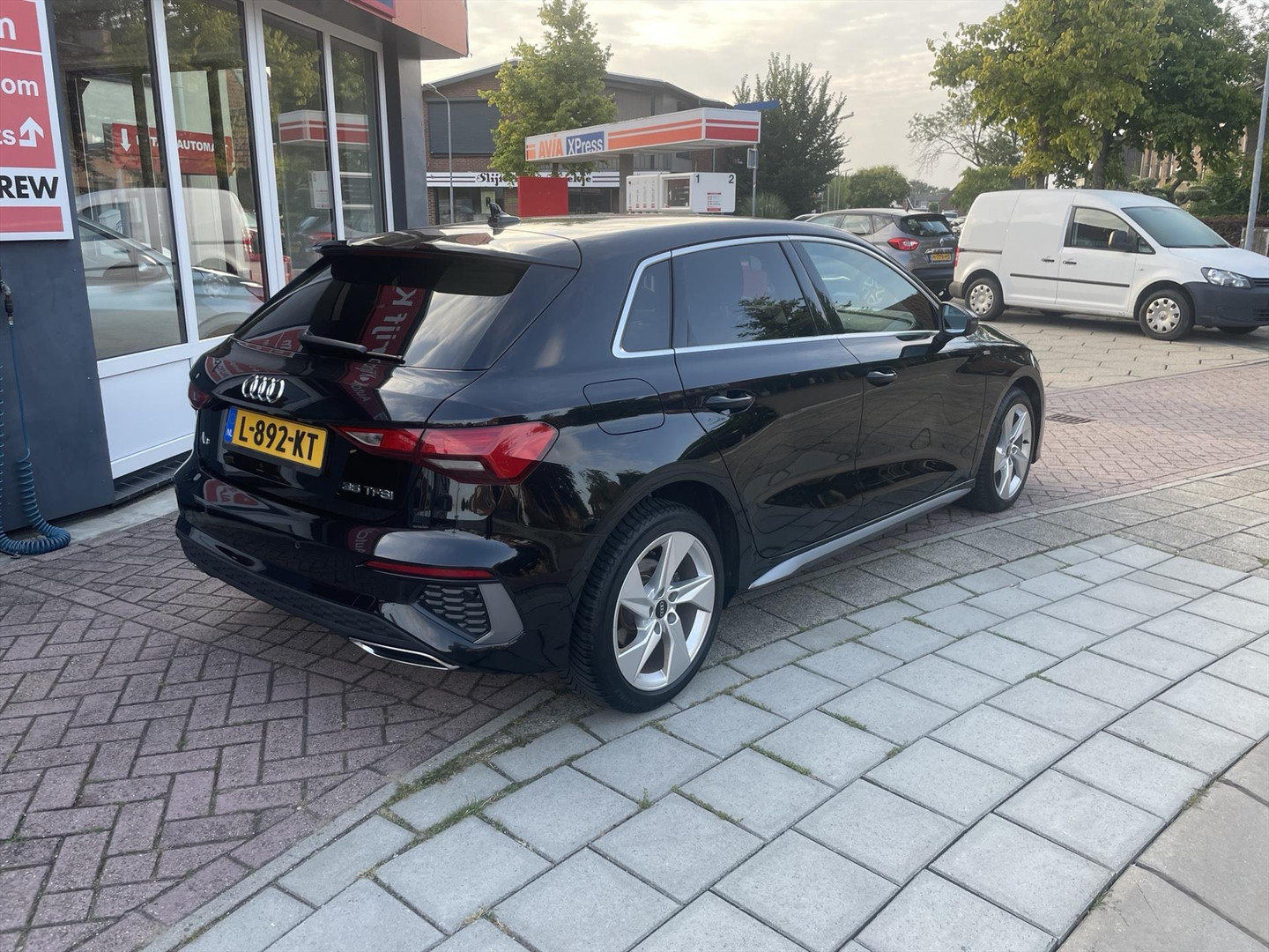 Audi