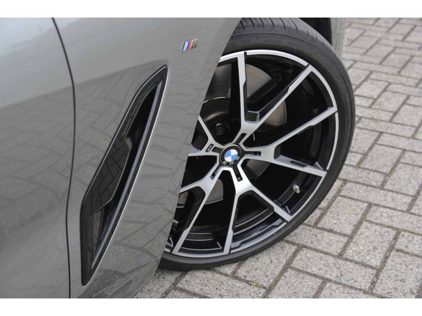 BMW BMW