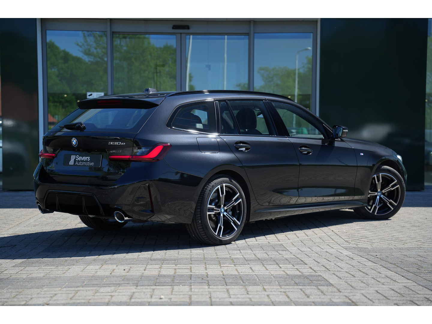 BMW BMW