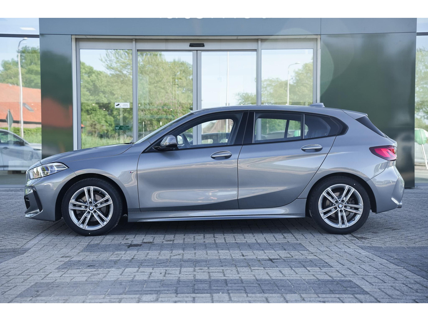 BMW BMW