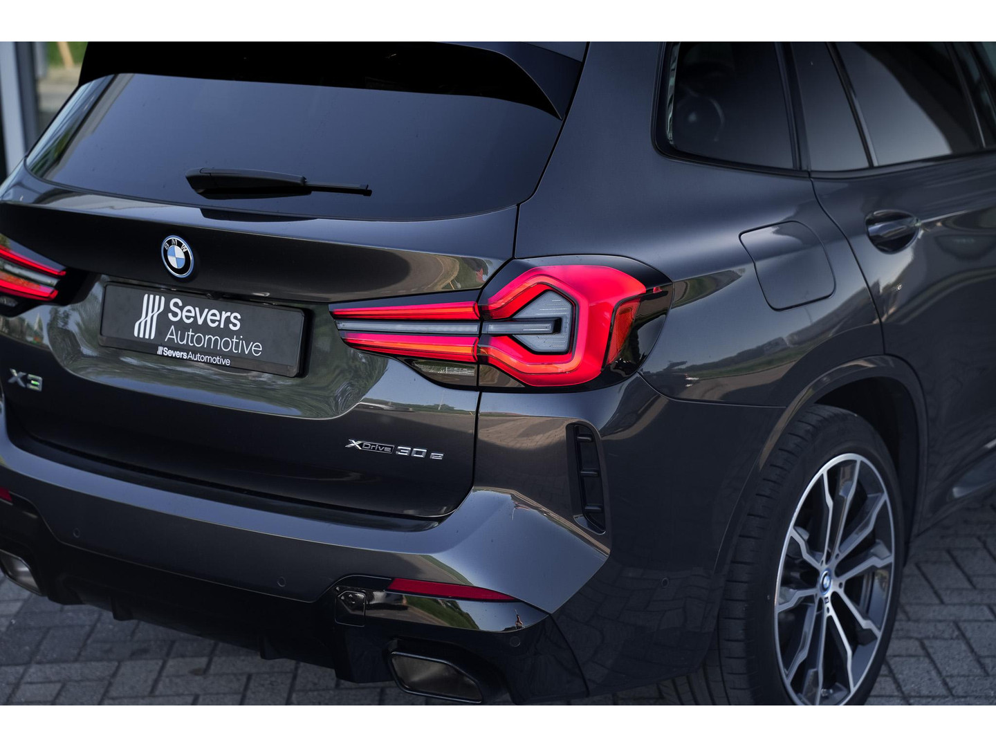 BMW BMW