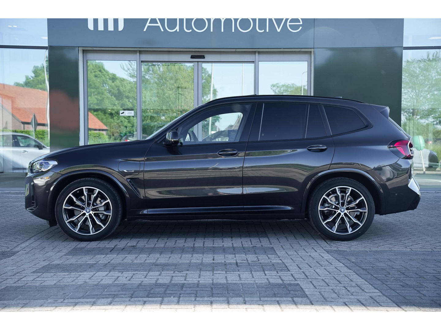 BMW BMW