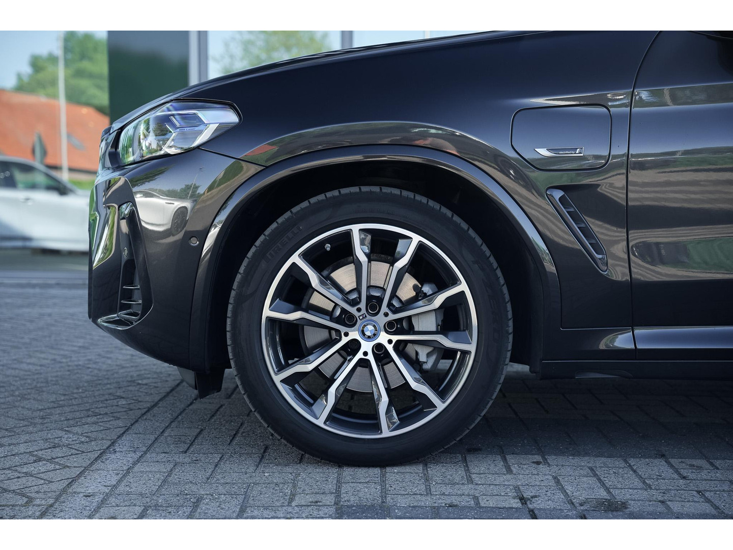 BMW BMW