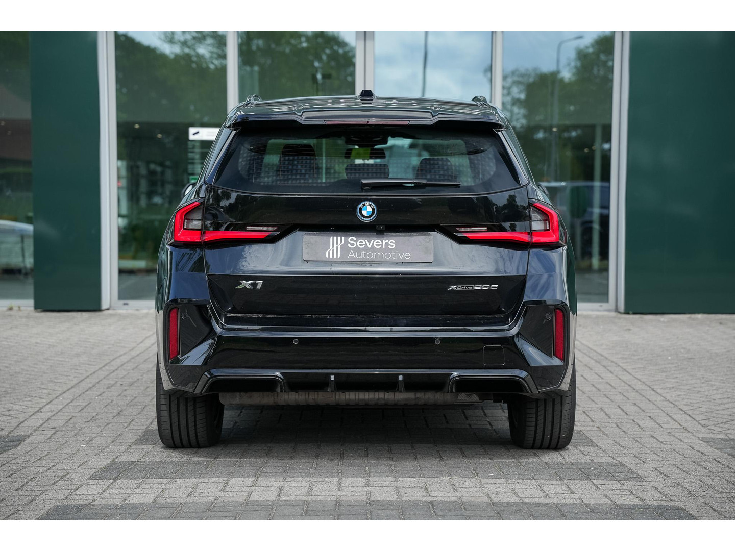 BMW BMW