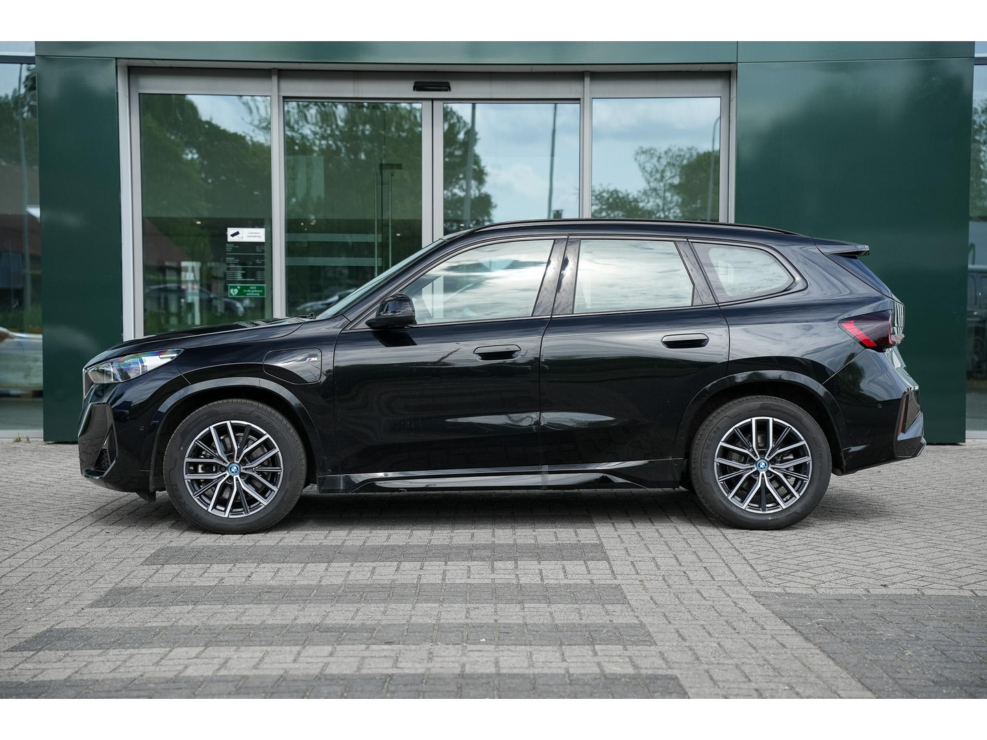 BMW BMW