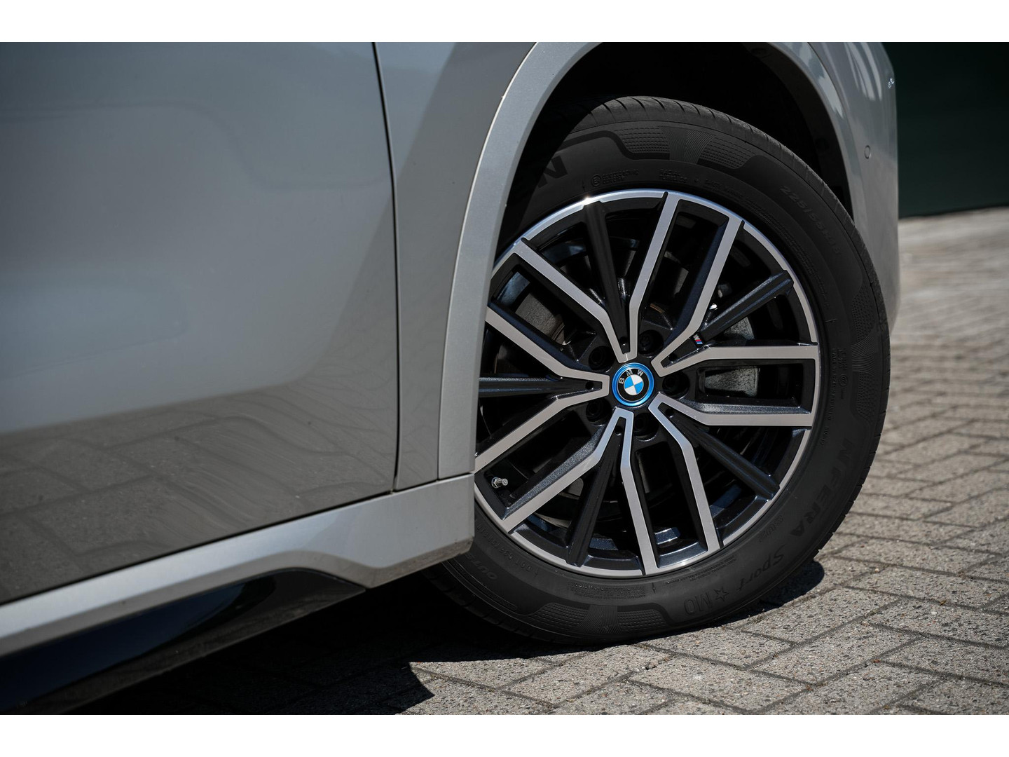 BMW BMW