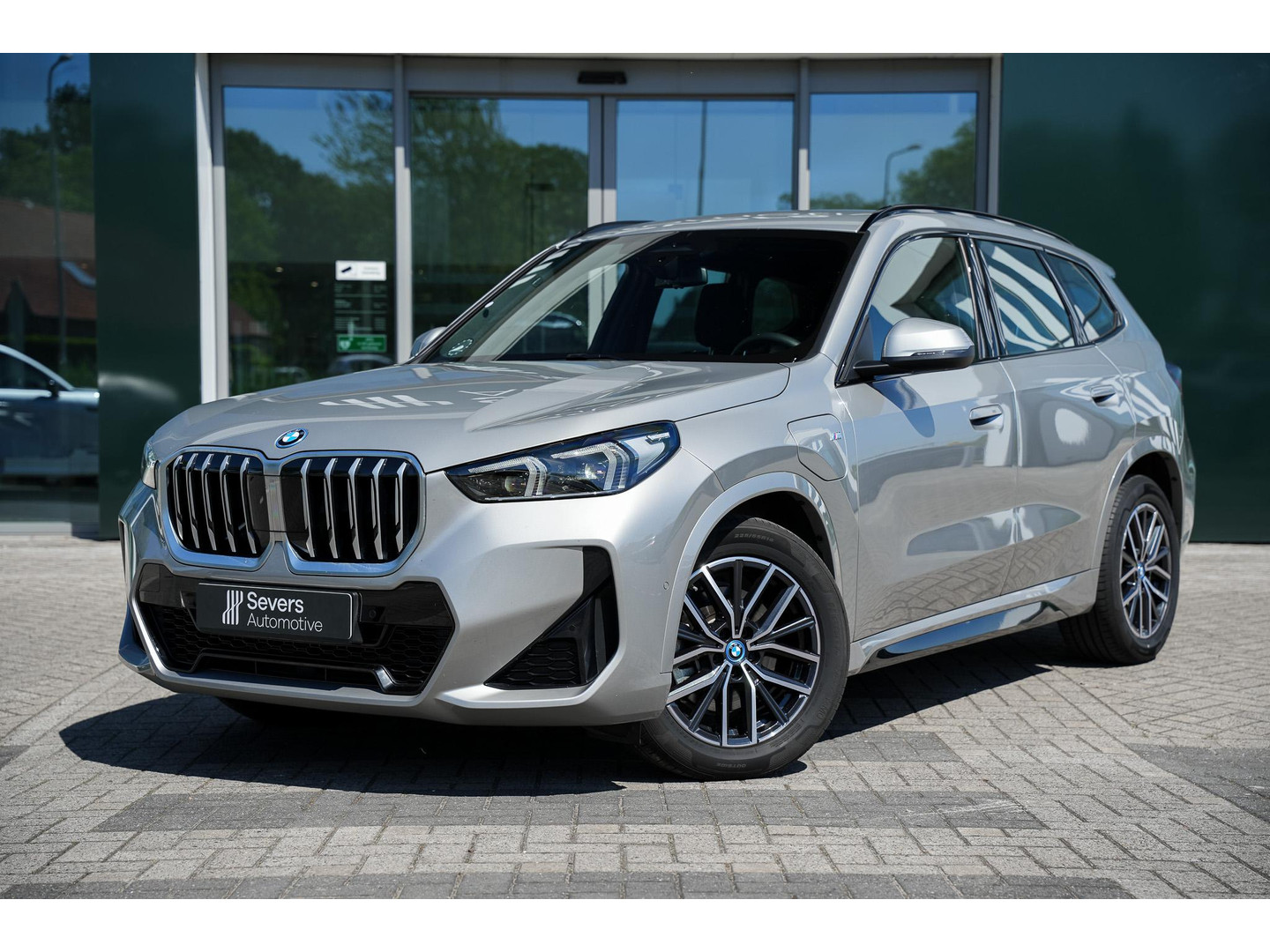BMW BMW