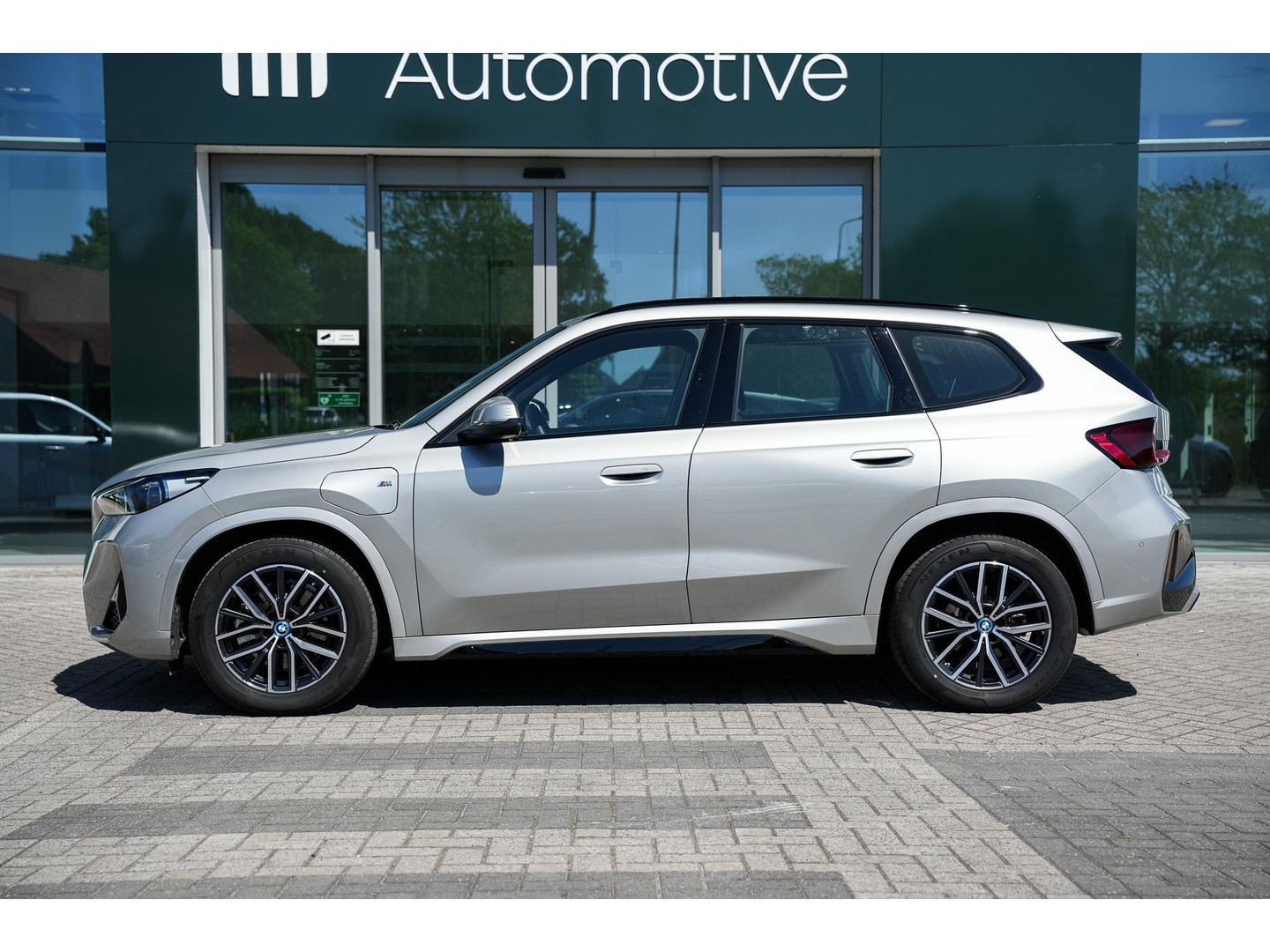 BMW BMW