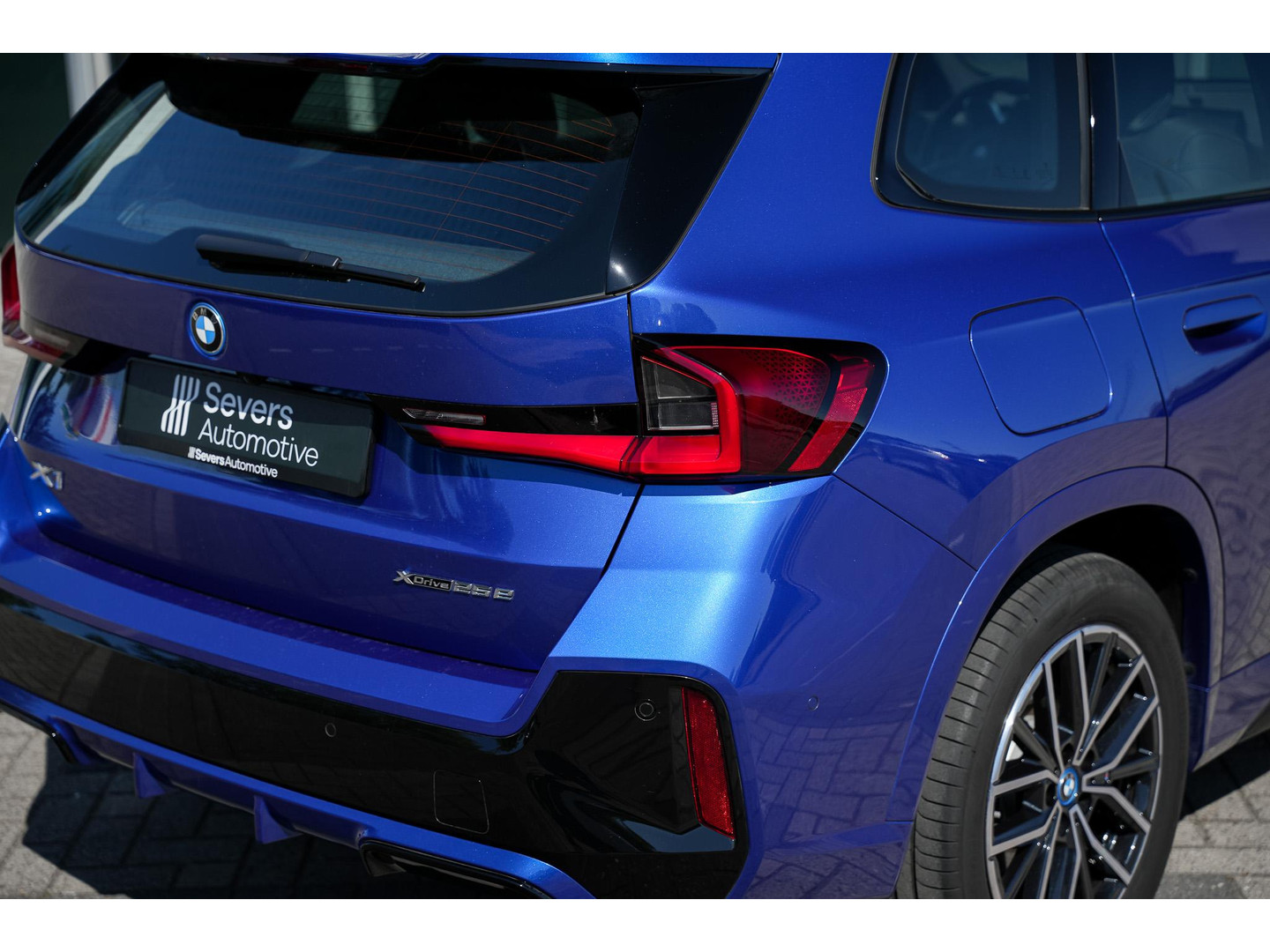 BMW BMW