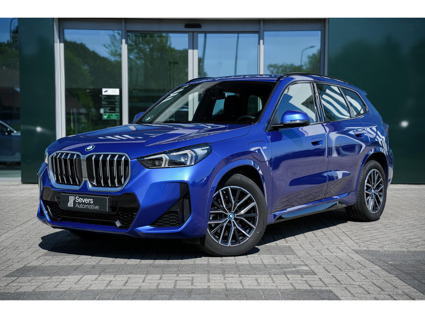 BMW BMW