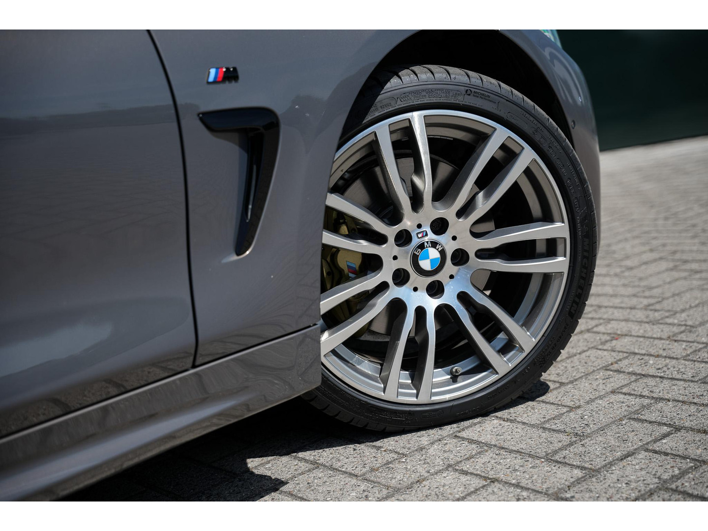 BMW BMW