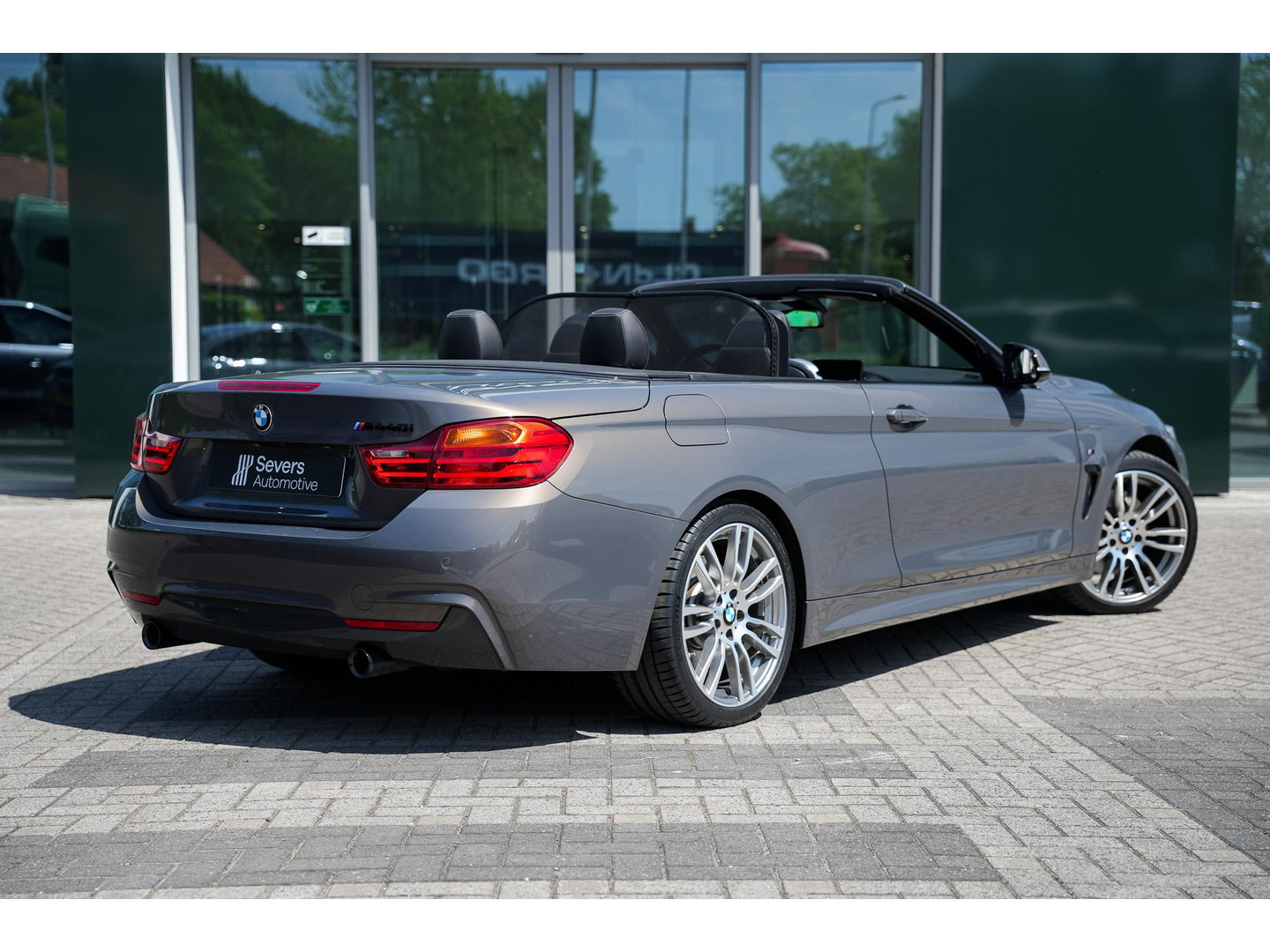 BMW BMW